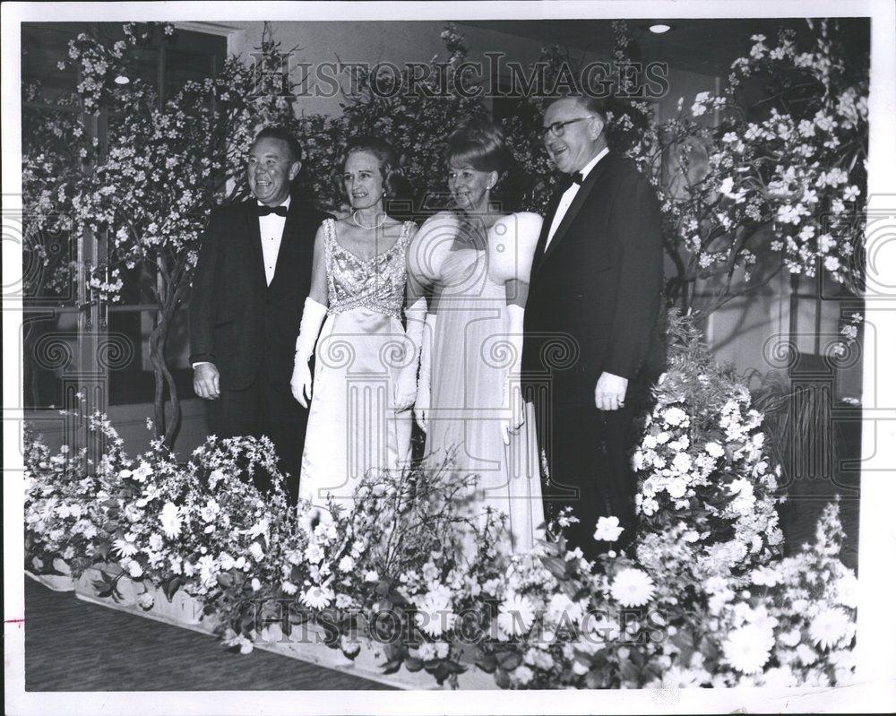 1965 Press Photo Health Society Cinderella Ball - RRV72357 - Historic Images