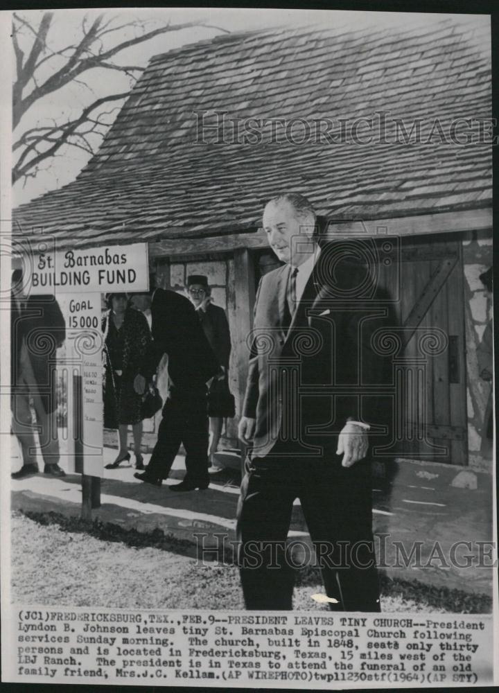 1964 Press Photo Lyndon Johnson St. Barnabas Church - RRV15535 - Historic Images