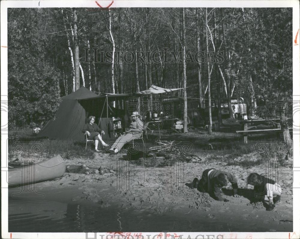 1969 Press Photo Ground Michigan Forest Camp Wild Desir - RRV37635 - Historic Images