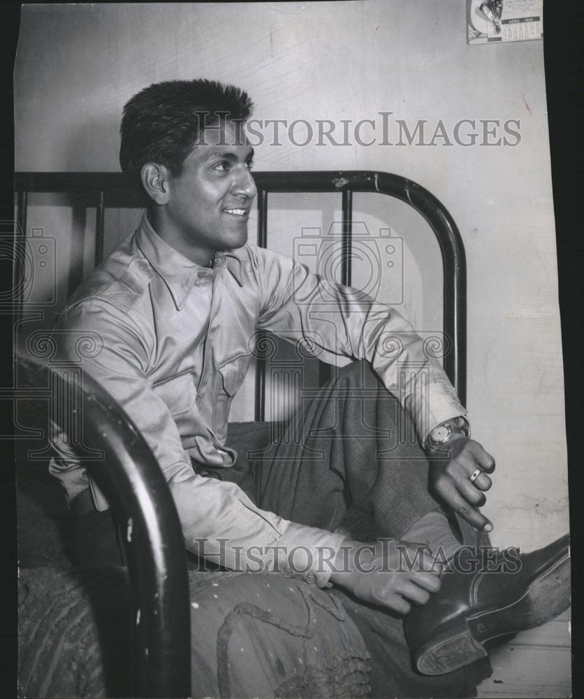 1953 Press Photo Ernest Contreras Communist prison camp - RRV14079 - Historic Images