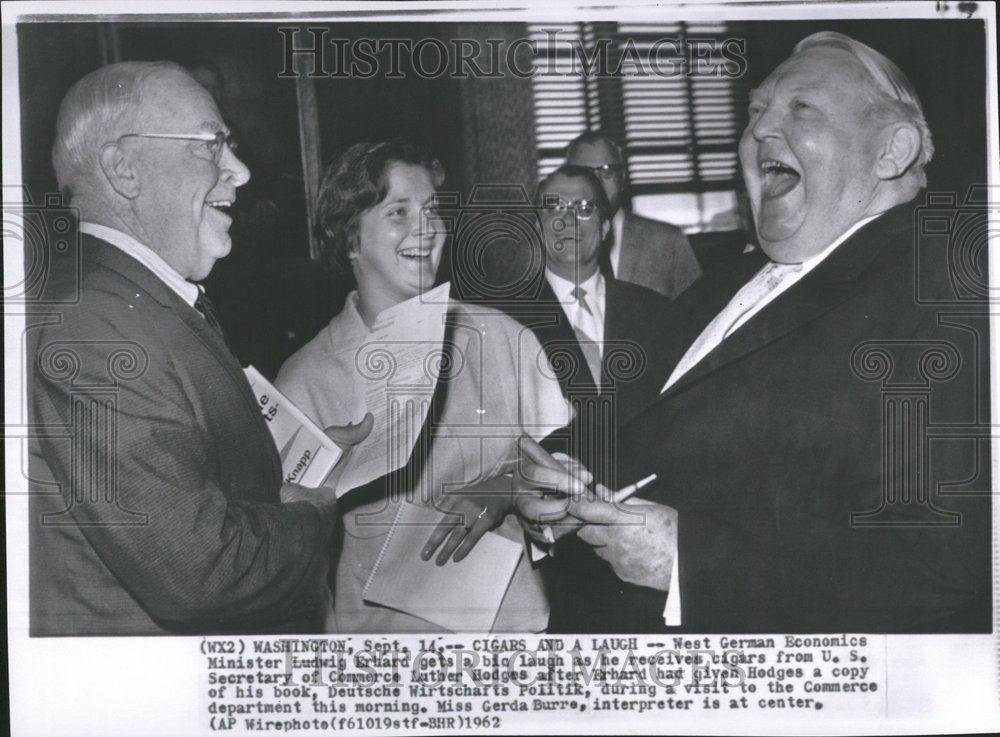 1962 Press Photo German Economics Minister Erhard - RRV50851 - Historic Images