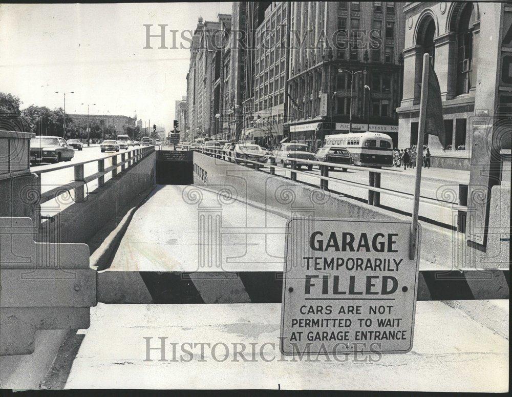 1976 Press Photo Grant Park Garage Irene Koutros murder - RRV65669 - Historic Images