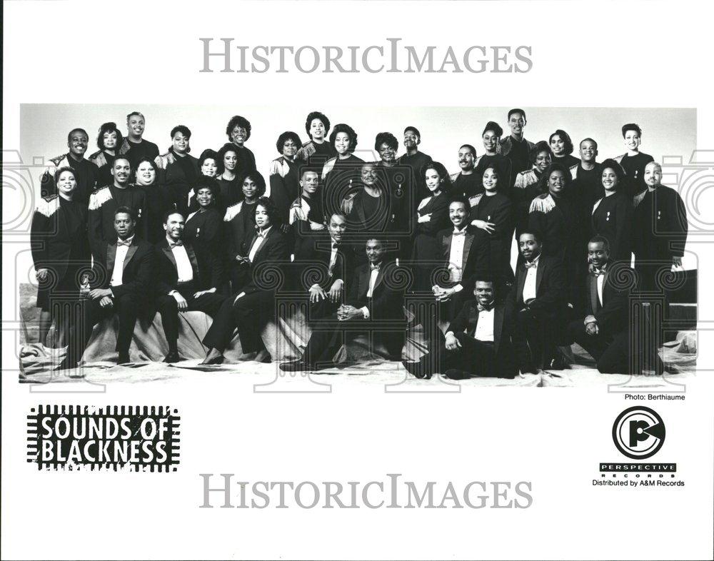 1992 Press Photo Sounds Of Blackness - RRV45479 - Historic Images