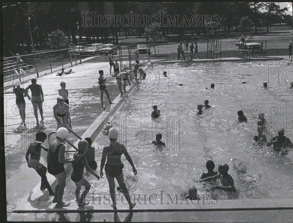 1967 Press Photo Zion Outdoor Swimming Pool - RRV67283 - Historic Images