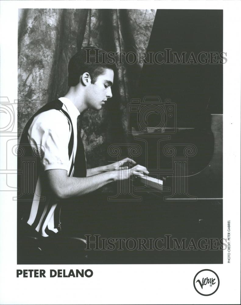 1993 Press Photo Peter Delano Piano Musician - RRV32731 - Historic Images