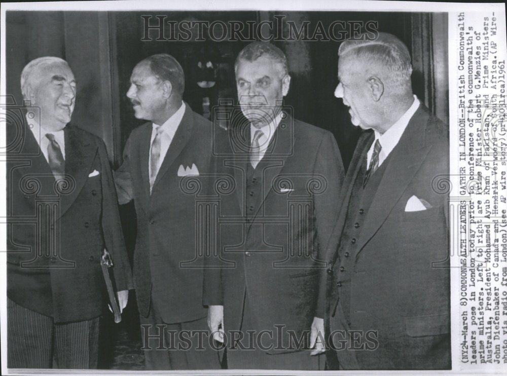 1961 Press Photo British Commonwealth leader London - RRV52775 - Historic Images