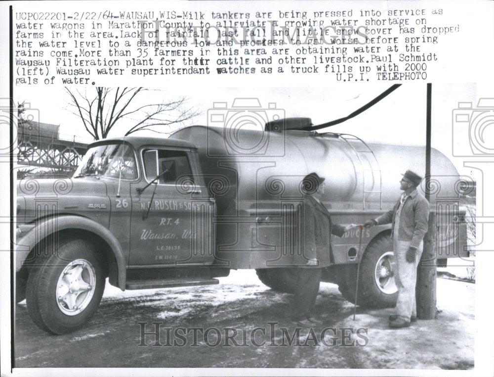 1964 Press Photo Milk Tankers used as water wagons - RRV59487 - Historic Images