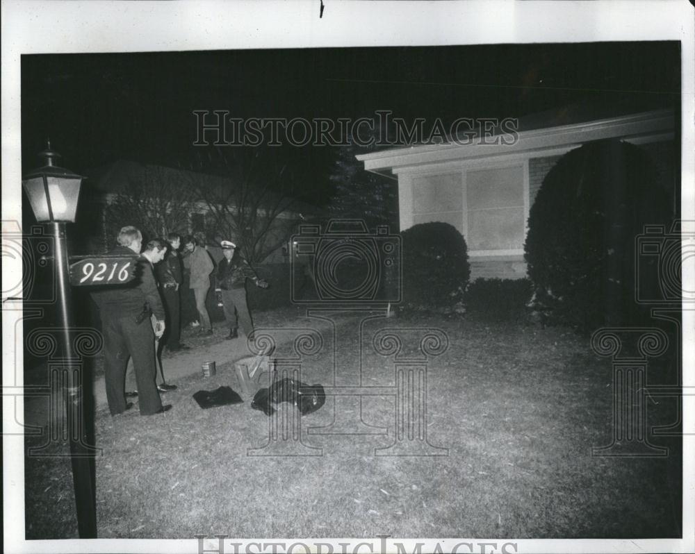 1975 Press Photo Bombing Morton Grove House - RRV04131 - Historic Images