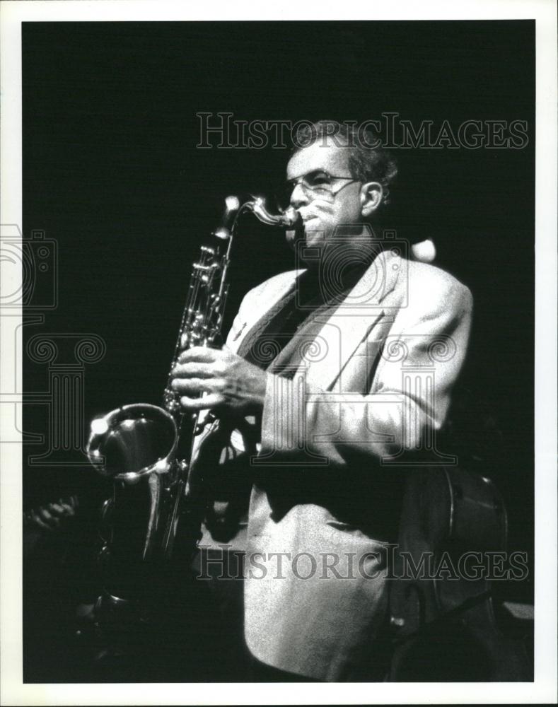 1994 Press Photo Jazz Musician Martin Performing - RRV13435 - Historic Images