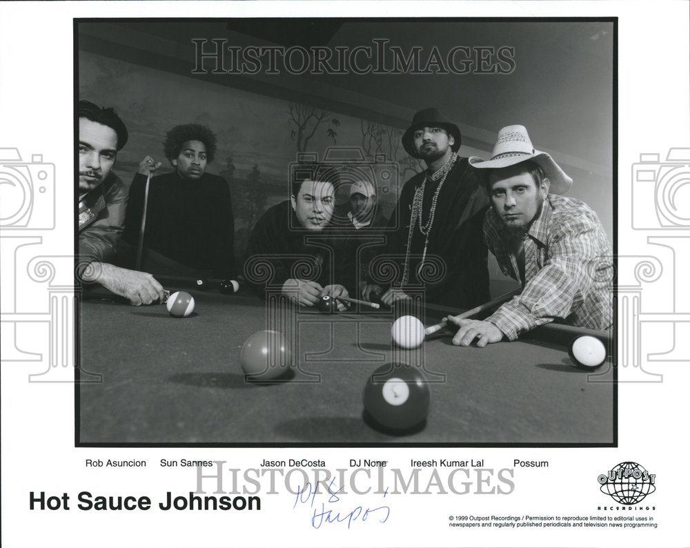 1999 Press Photo Hot Sacuce Johnson Ireesh Sannes Rob - RRV01241 - Historic Images