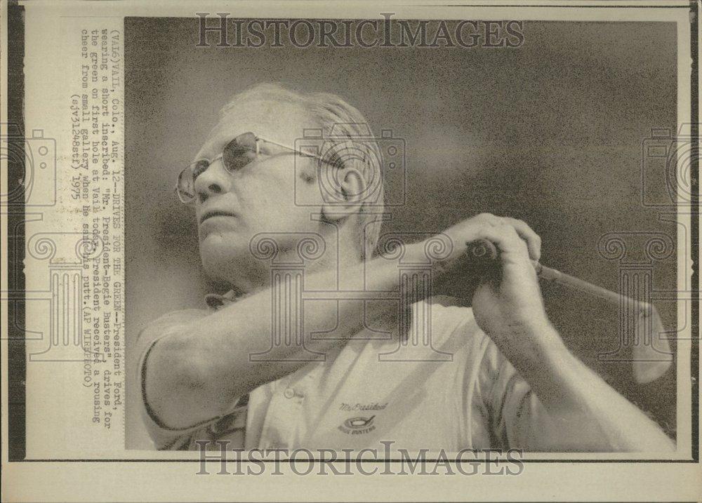 1975 Press Photo President Ford plays Golf at Vail - RRV71559 - Historic Images