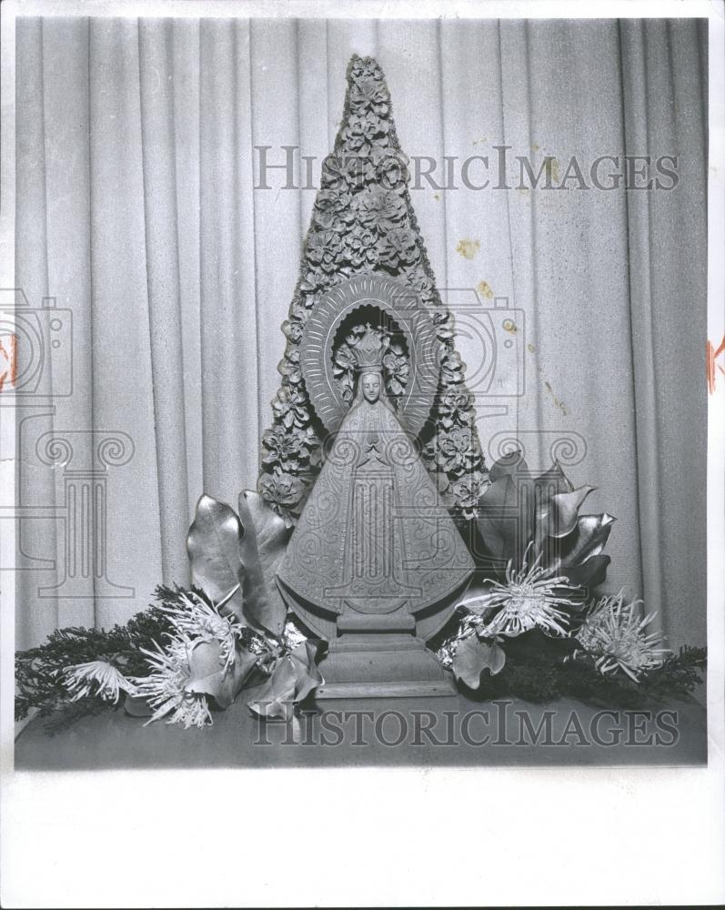 1959 Press Photo Christmas Decorations/Centerpiece - RRV35895 - Historic Images