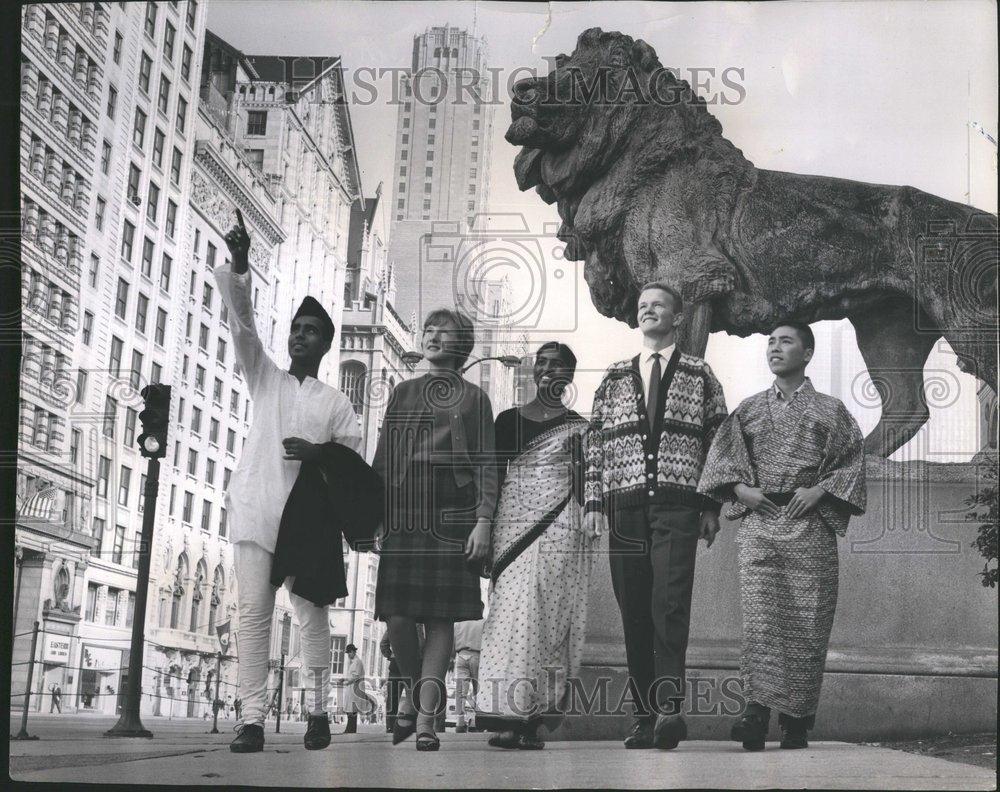 1962 Press Photo Foreign Students In Chicago - RRV59835 - Historic Images