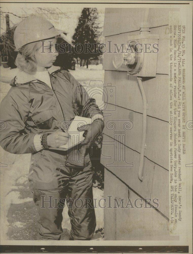 1971 Press Photo Glens Falls NY Hanna Niagara Mohawk - RRV60893 - Historic Images