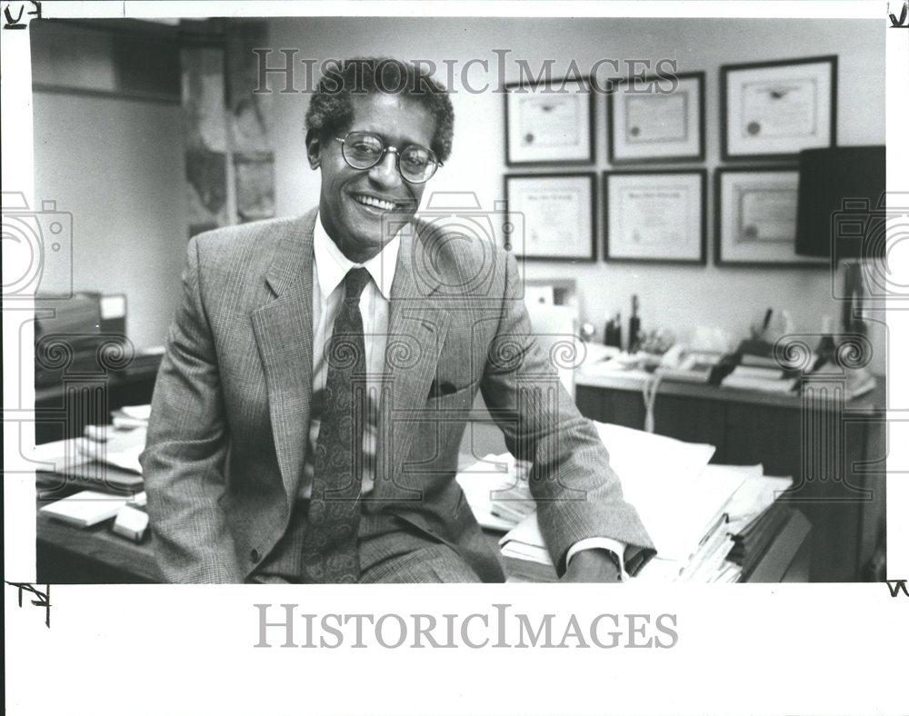 1989 Press Photo Former City Councilman Mayoral - RRV59059 - Historic Images