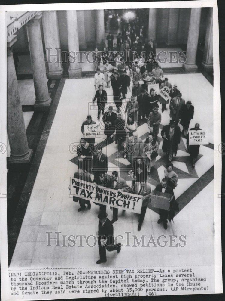 1963 Press Photo Indiana Protestors March Against Taxes - RRV70861 - Historic Images