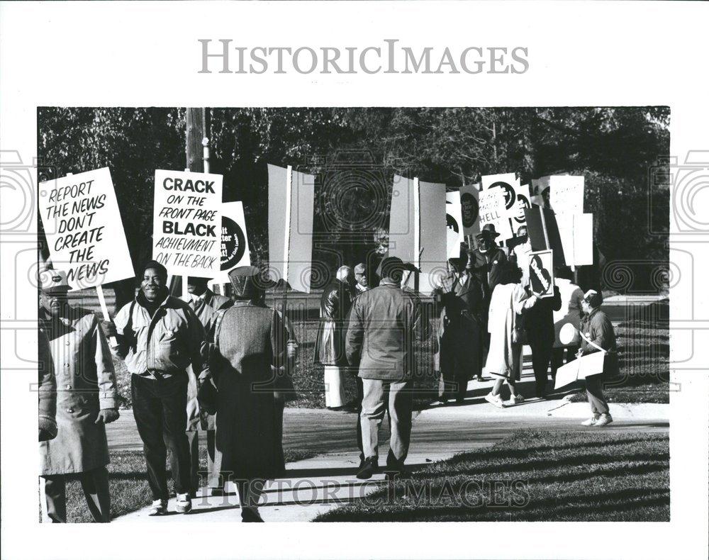 1990 Press Photo WXYZ TV Southfield Detroit Council - RRV72739 - Historic Images