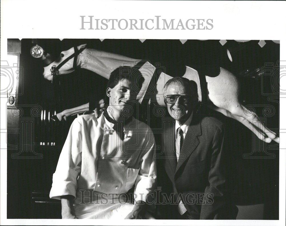 1990 Press Photo Old Place Owner Diamond Phillips - RRV47093 - Historic Images