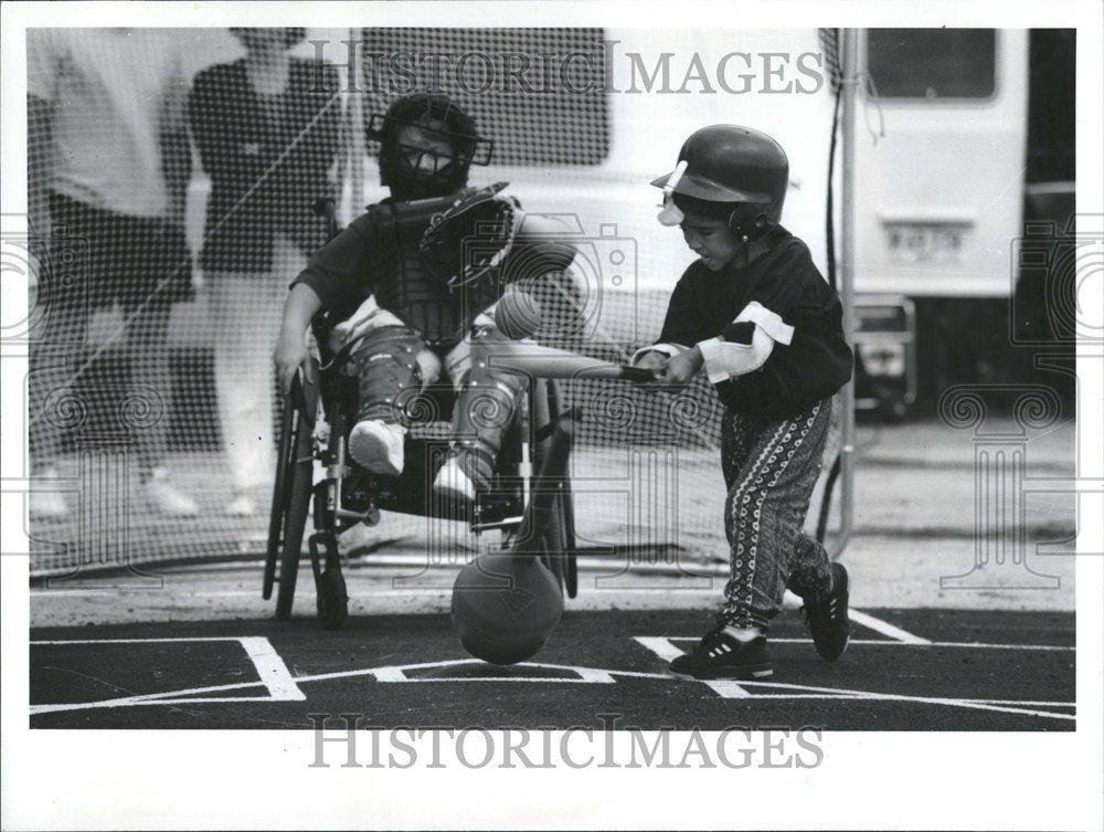 1992 Press Photo David Delacasa Buddy Baseball Soldier - RRV43049 - Historic Images