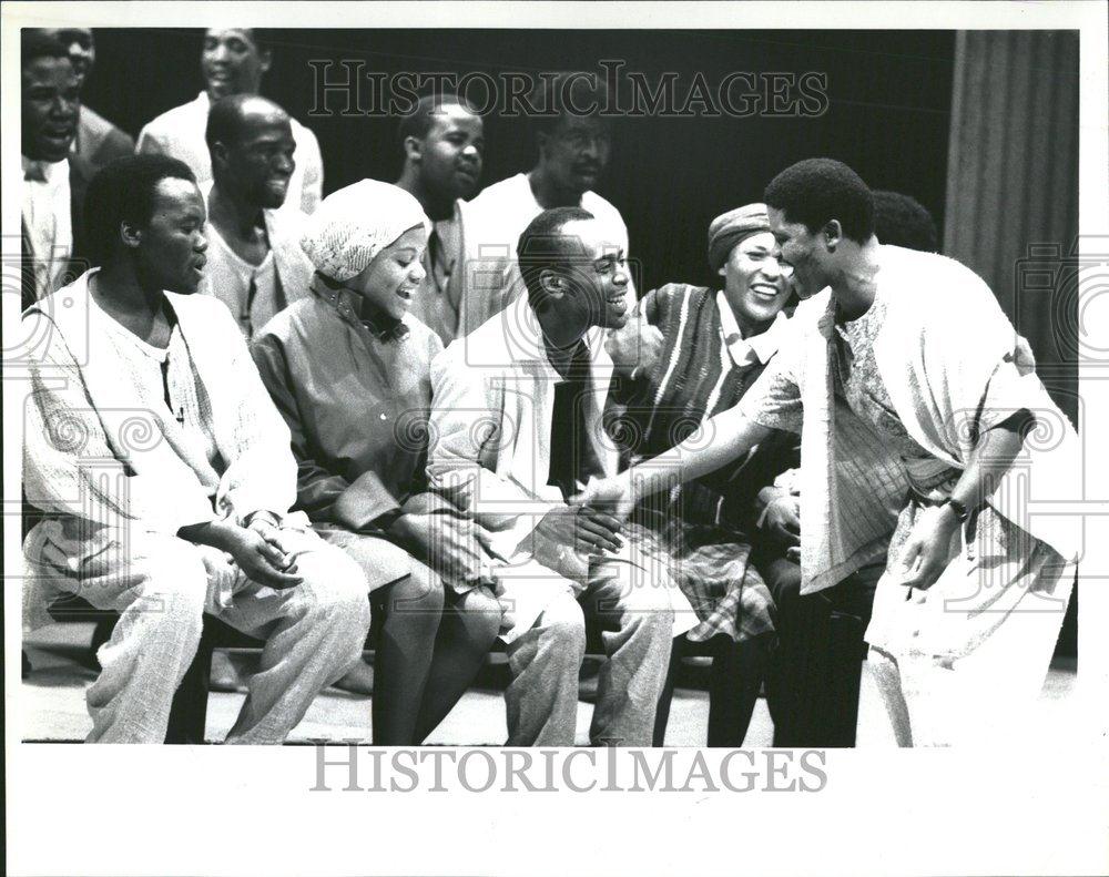 1992 Press Photo Song of Jacob Zulu Chicago Theater - RRV65403 - Historic Images