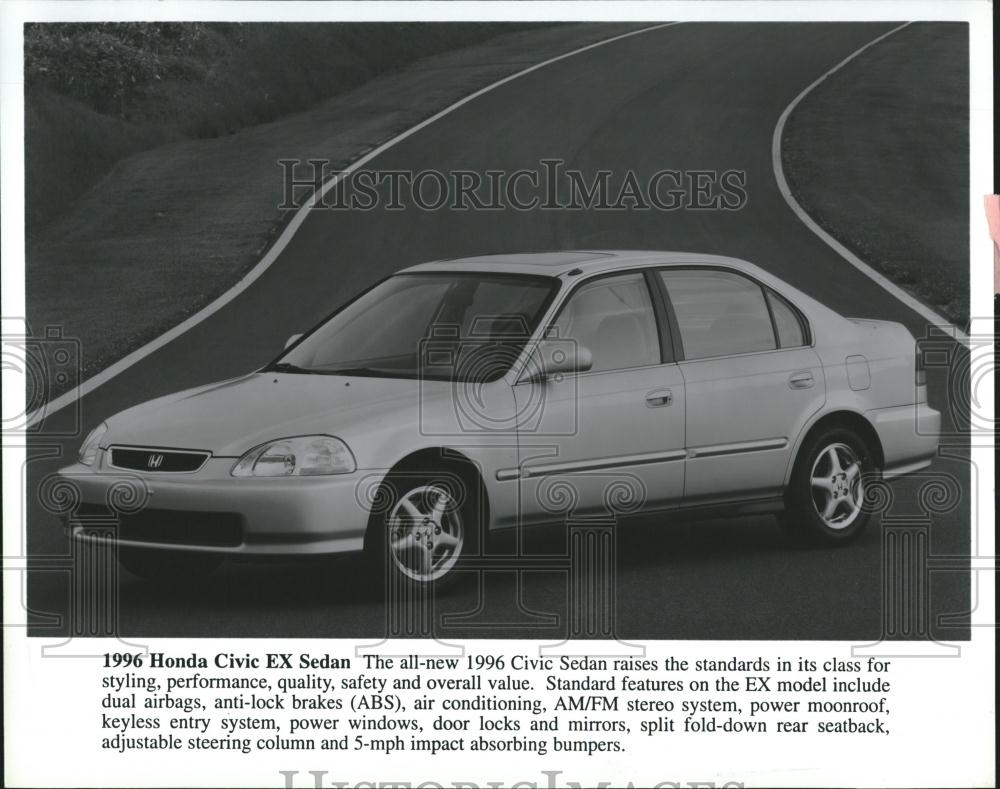 1995 Press Photo Honda Civic Ex Sedan Models - RRV01995 - Historic Images
