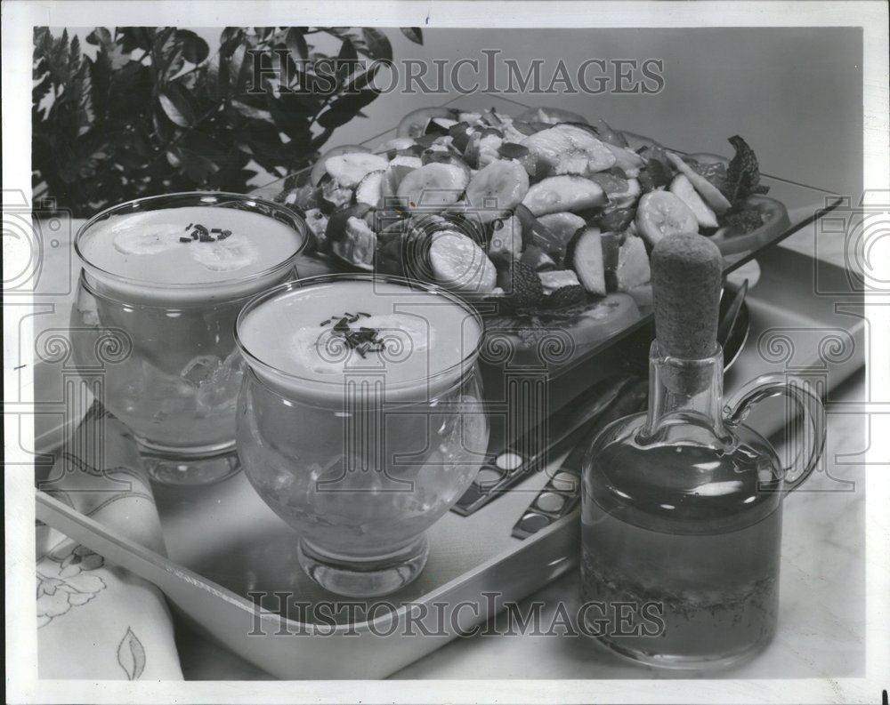 1981 Press Photo Cold Avocado Soup - RRV59779 - Historic Images