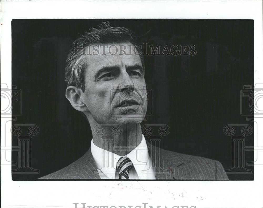 1982 Press Photo Philip Ruppe GOP Senate Candidate - RRV39011 - Historic Images