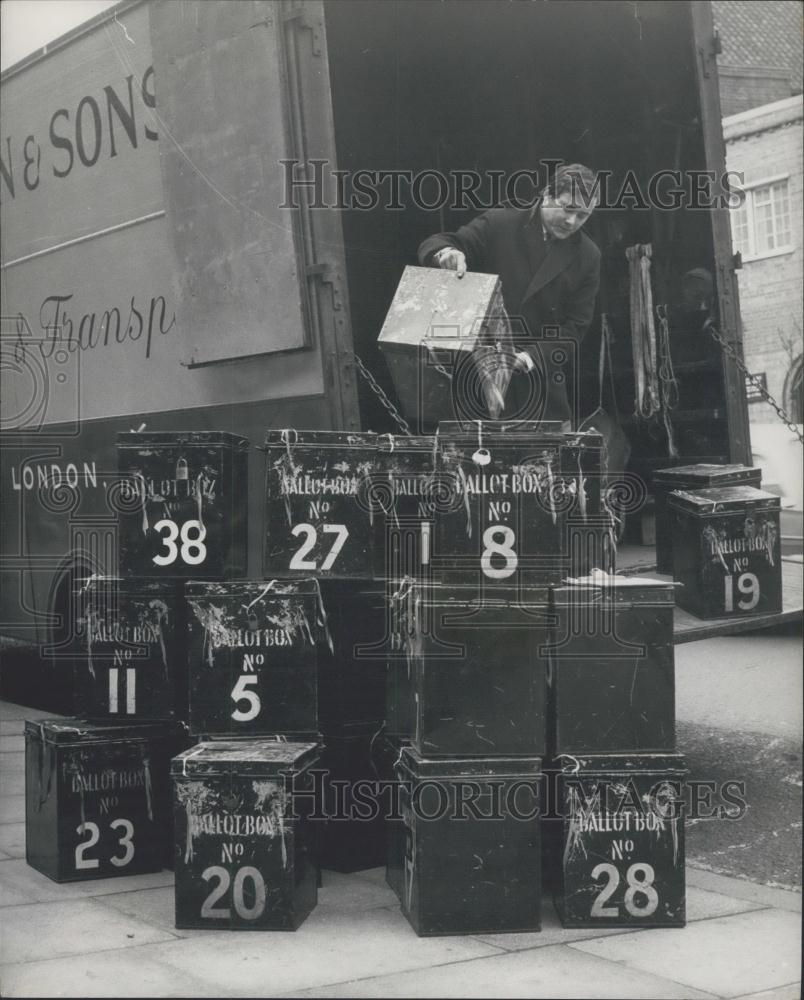 1966 Press Photo Ballet Boxes Being Prepared For Next Day&#39;s Election - Historic Images