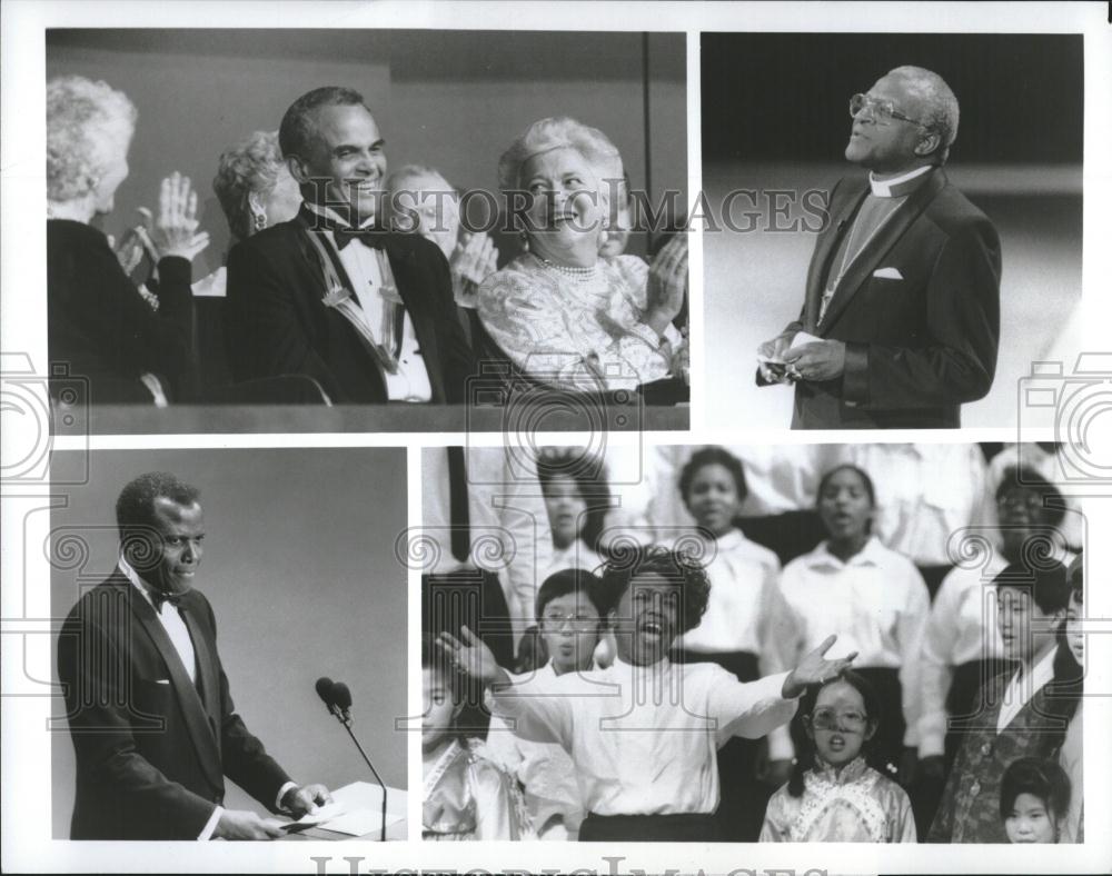 1990 Press Photo Mary MartinHarry Belafonte Bush School - RRV16973 - Historic Images