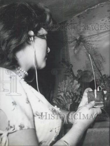 1958 Press Photo Zoo-sightseeing by radio at Francfort Germany - Historic Images