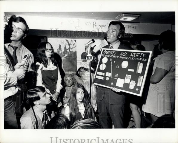 Press Photo Bill Baird - birth control advocate&amp;NA Manfredonia - Historic Images