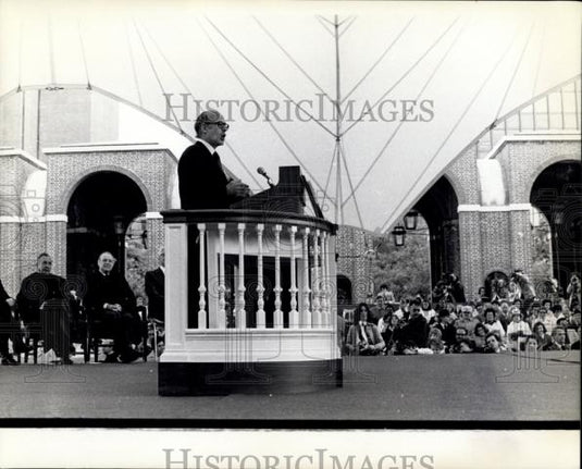 1976 Press Photo French President Giscard D'estaine - Historic Images