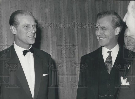 1964 Press Photo Duke Of Edinburgh Gala Performance At Theater Royal: - Historic Images