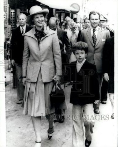Press Photo Queen Margrethe with son Frederik & Prince Henrik - Historic Images