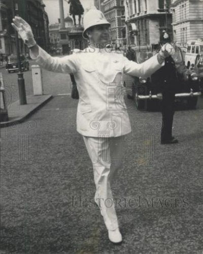 1970 Press Photo dancing Yugoslavia policeman, Jovan Bulj - Historic Images