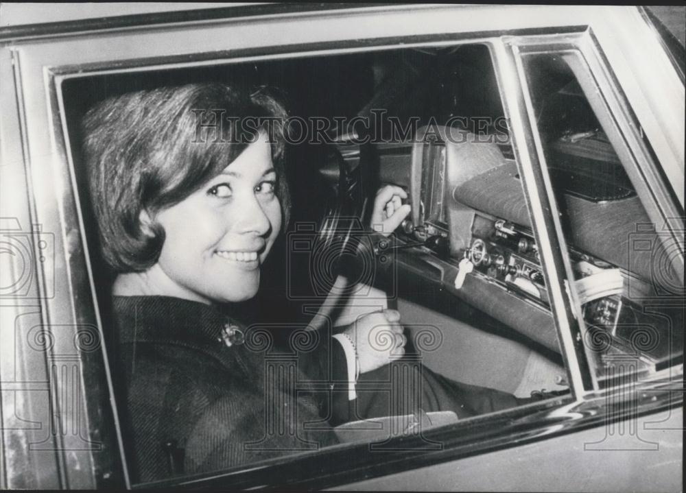 1964 Press Photo Margit Steinheuer - Historic Images