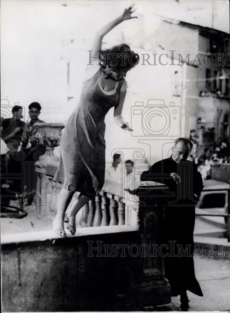 Press Photo Actress Gina Lollobrigida - Historic Images