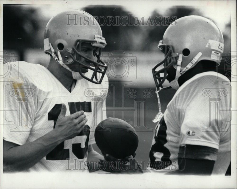 1983 Press Photo Mark Miller Don Echoles Panthers qb - Historic Images