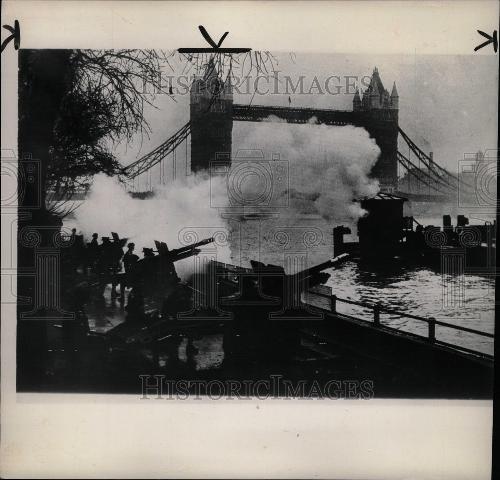 1948 Press Photo London city England Town Bridge - Historic Images