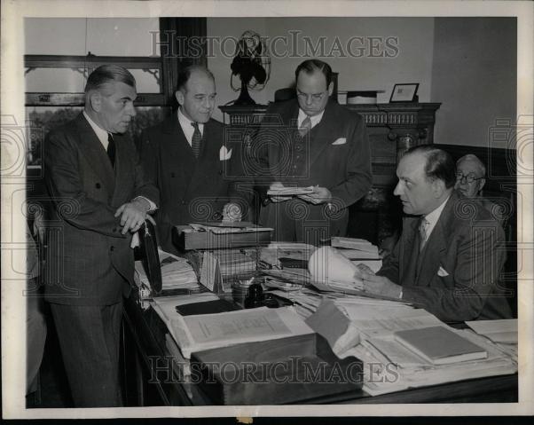 1944 Press Photo Michigan legislature bribery Robichaud - Historic Images