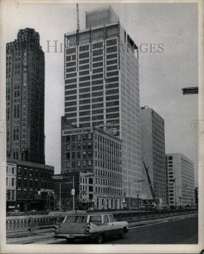 1962 Press Photo Michigan Consolidated Gas Co. - Historic Images