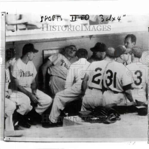 Press Photo Stanley Edward Lopata Baseball Player - Historic Images