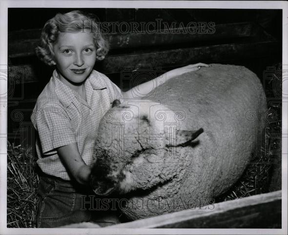 1955 Press Photo Marlene Gnepper of Leonard, Michigan - Historic Images