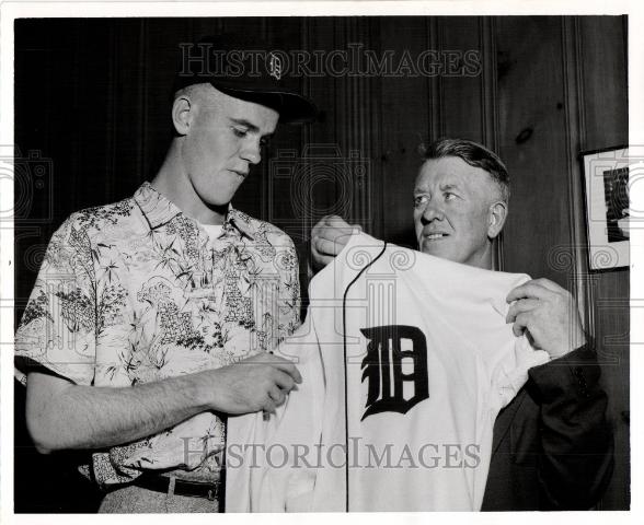 1955 Press Photo James Brady Diamond Jim Detroit tigers - Historic Images