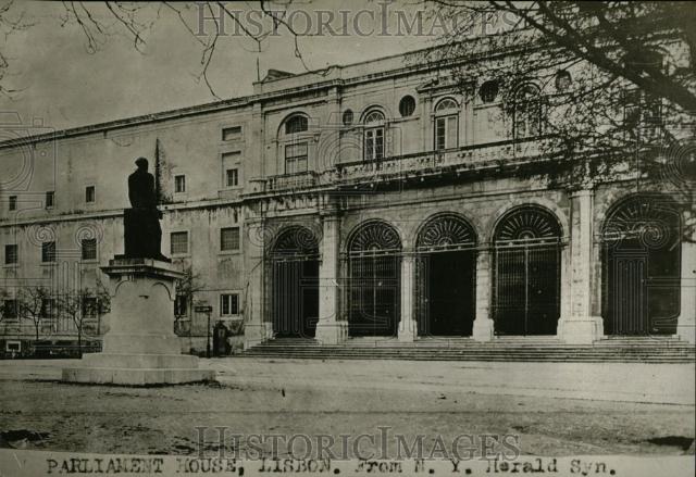 Press Photo Parliament House Lisbon From N.Y. - Historic Images