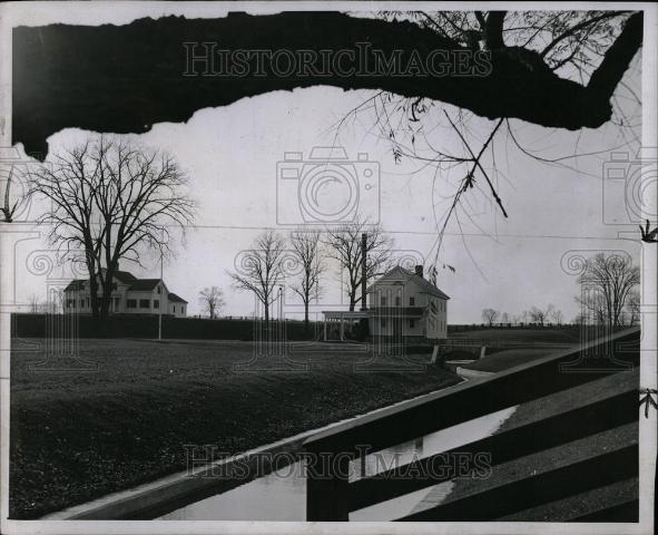 1946 Press Photo farm house flour mill - Historic Images