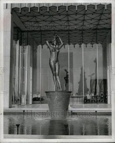 1965 Press Photo Dancer Michigan Consolidated Gas Co - Historic Images