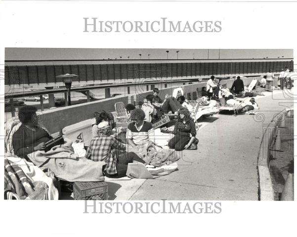 1987 Press Photo New York Air Detroit Metropolitan - Historic Images