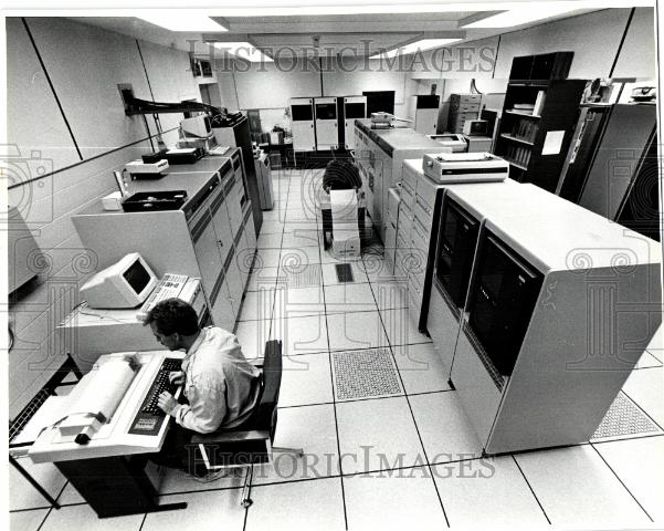 1986 Press Photo Lawrence Institute Technology Computer - Historic Images