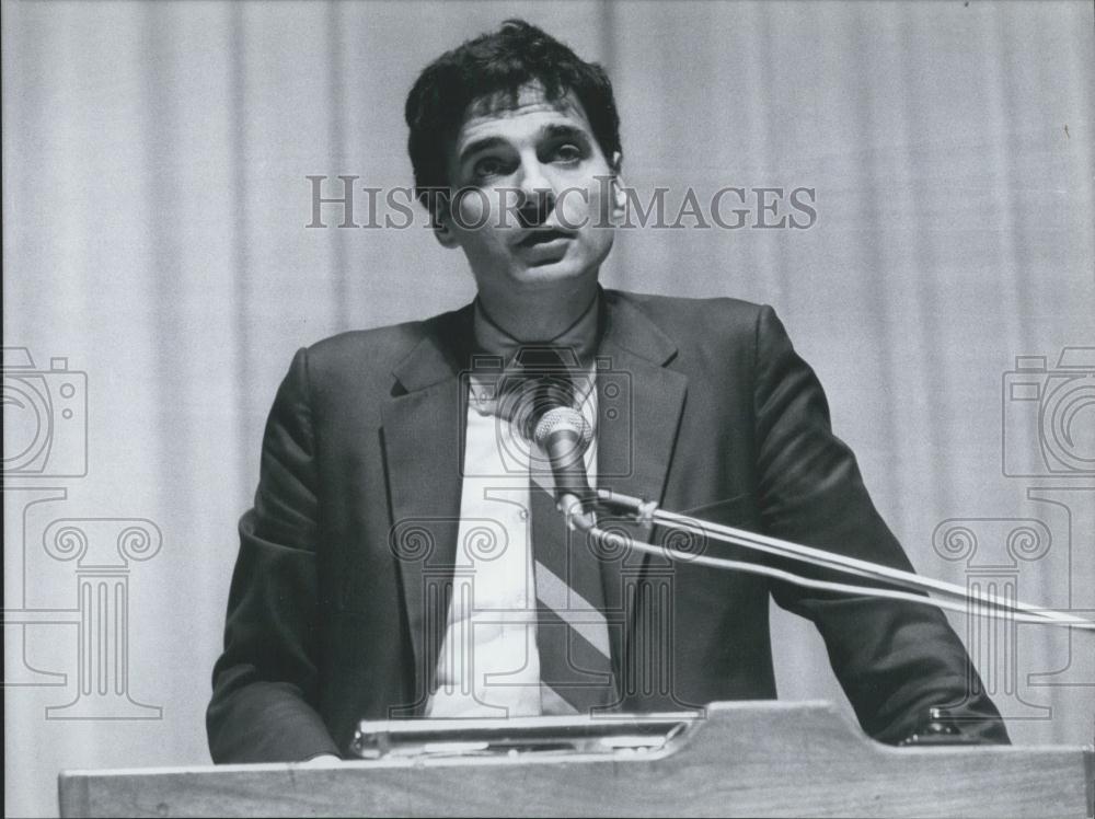 1972 Press Photo Ralph Nader, the renowned American consumption adviser - Historic Images